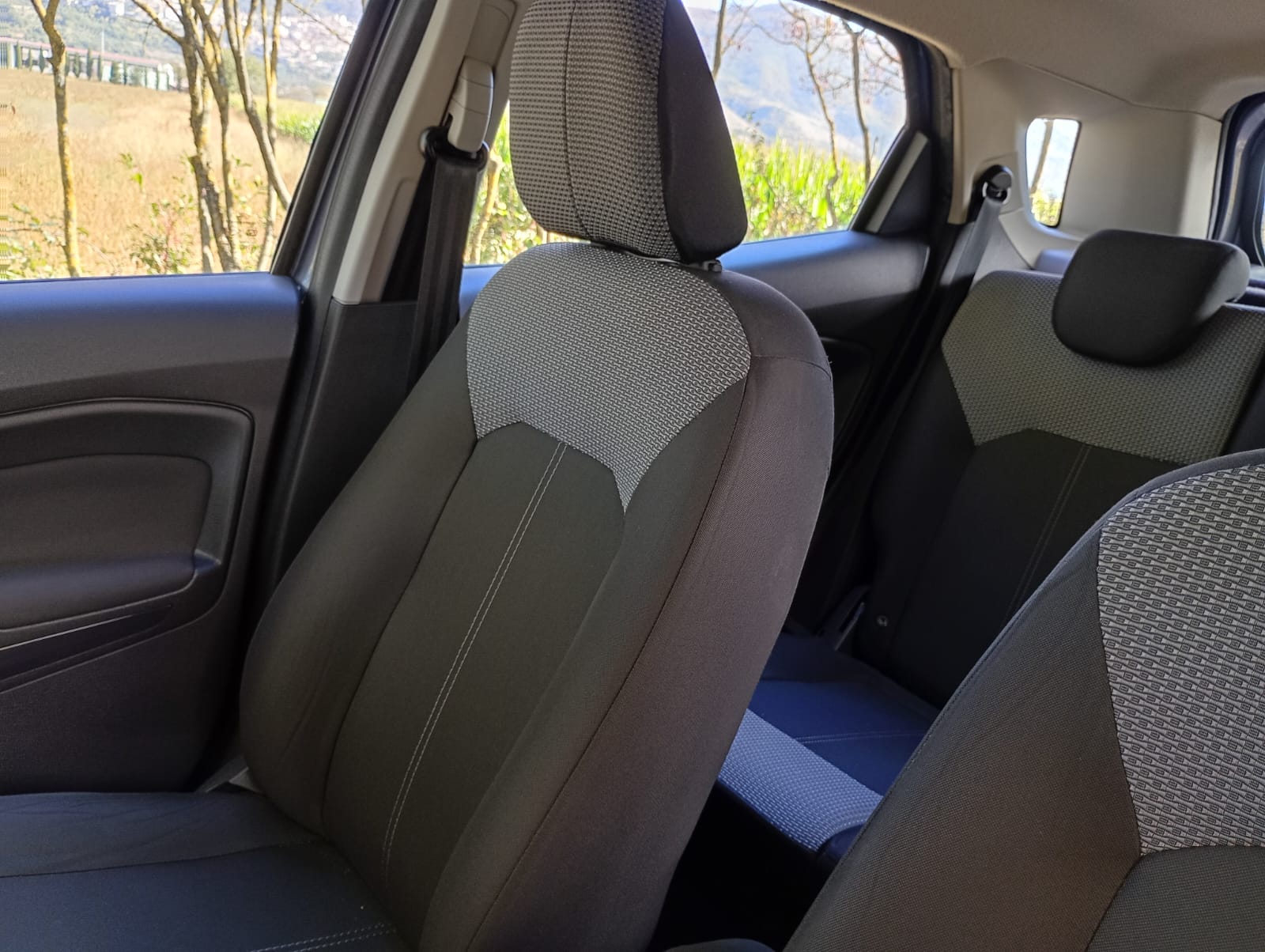 
								Ford Ecosport full									