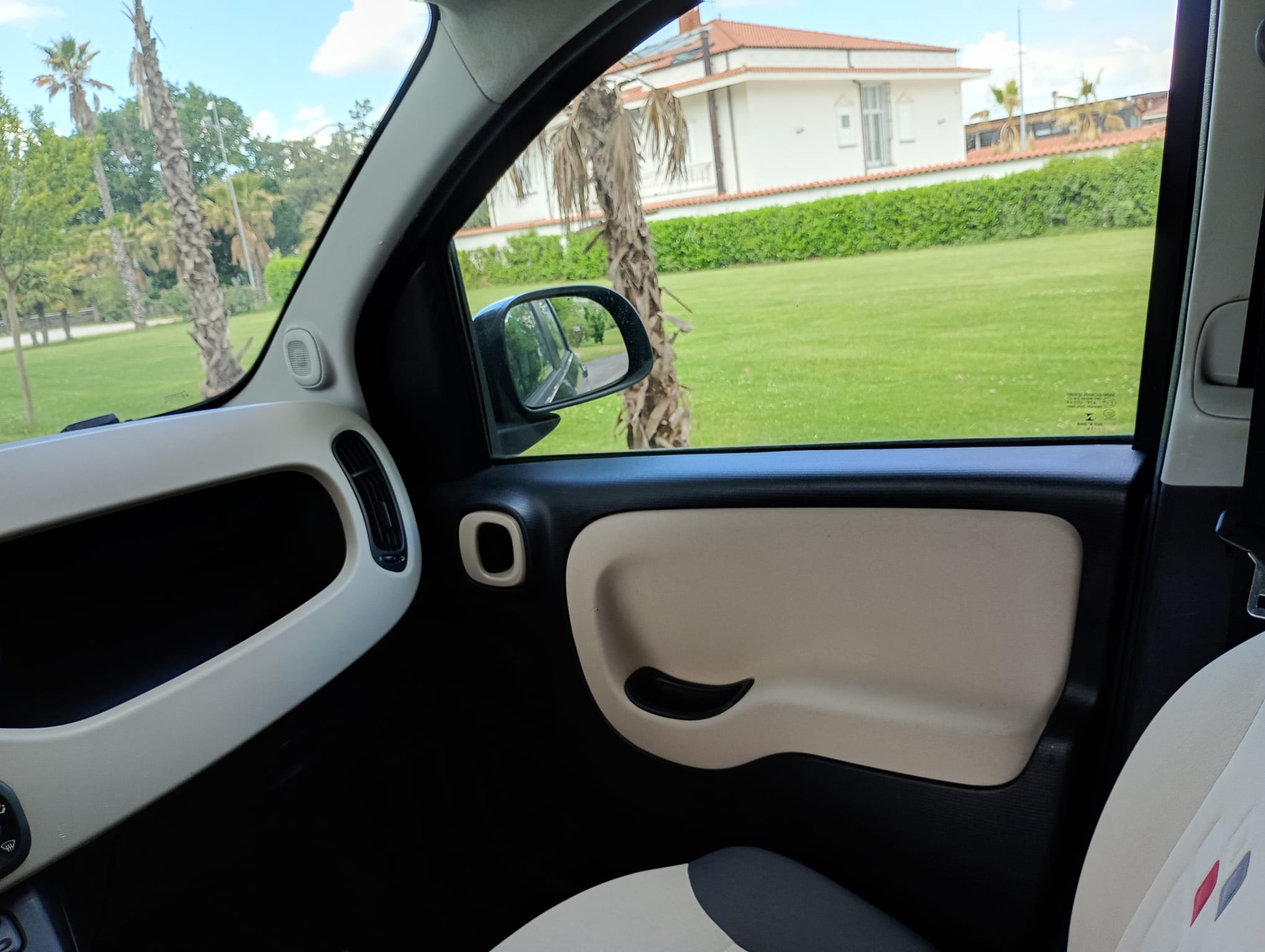 
								Fiat Panda 1.2 benzina full									