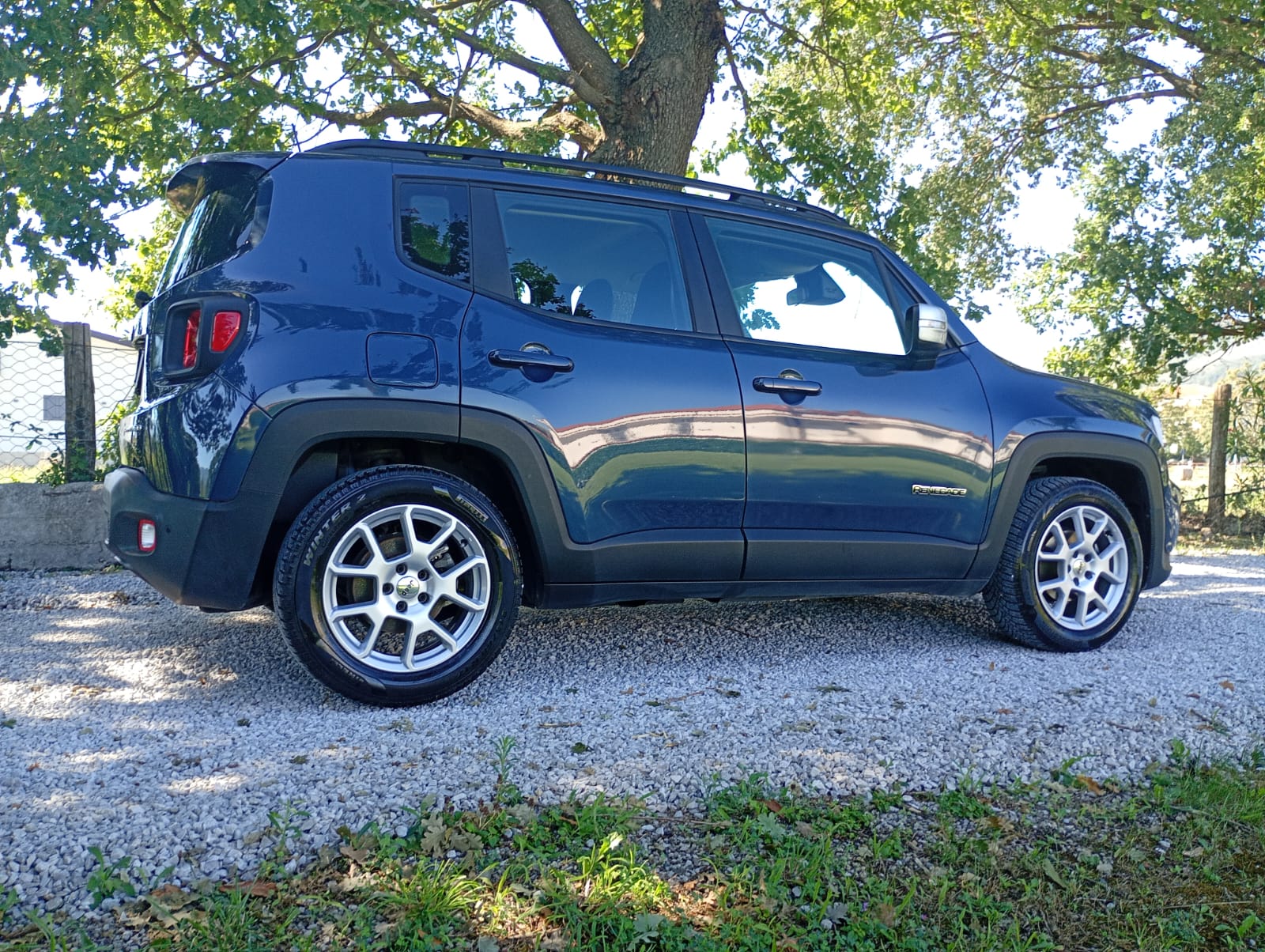 
								Jeep Renegade 1.6 diesel full									